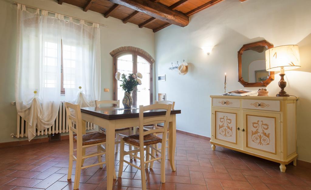 Agriturismo Le Buche Di Viesca レッジェッロ エクステリア 写真