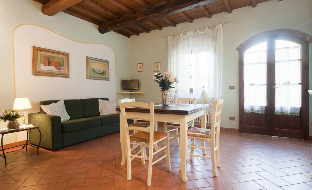 Agriturismo Le Buche Di Viesca レッジェッロ エクステリア 写真