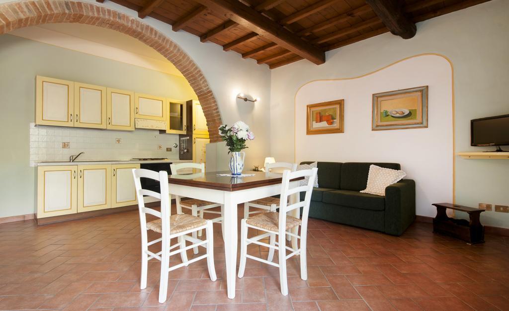 Agriturismo Le Buche Di Viesca レッジェッロ エクステリア 写真