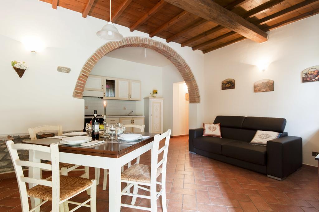Agriturismo Le Buche Di Viesca レッジェッロ エクステリア 写真