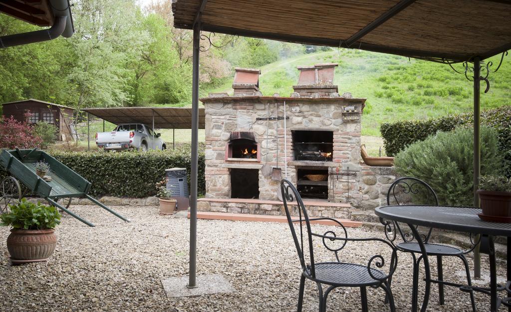 Agriturismo Le Buche Di Viesca レッジェッロ エクステリア 写真